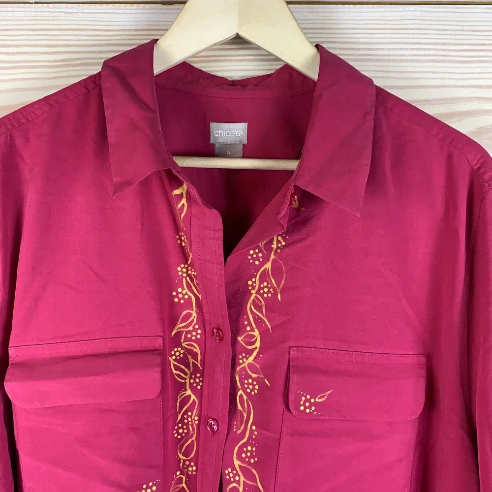 Chicos Blouse Womens 4 Pink Button Up Gold Painted XXL 20-22 Travel Relaxed‎